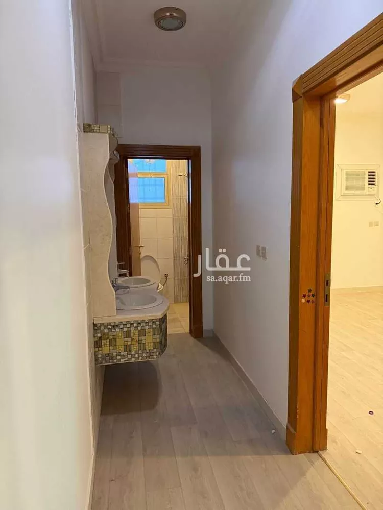 Floor for Rent in Riyadh Irqah 9
