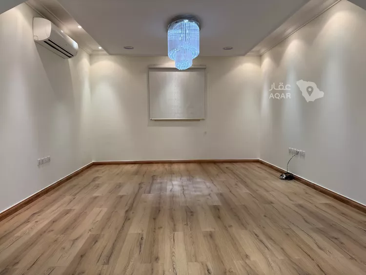 Floor for Rent in Riyadh Irqah 7