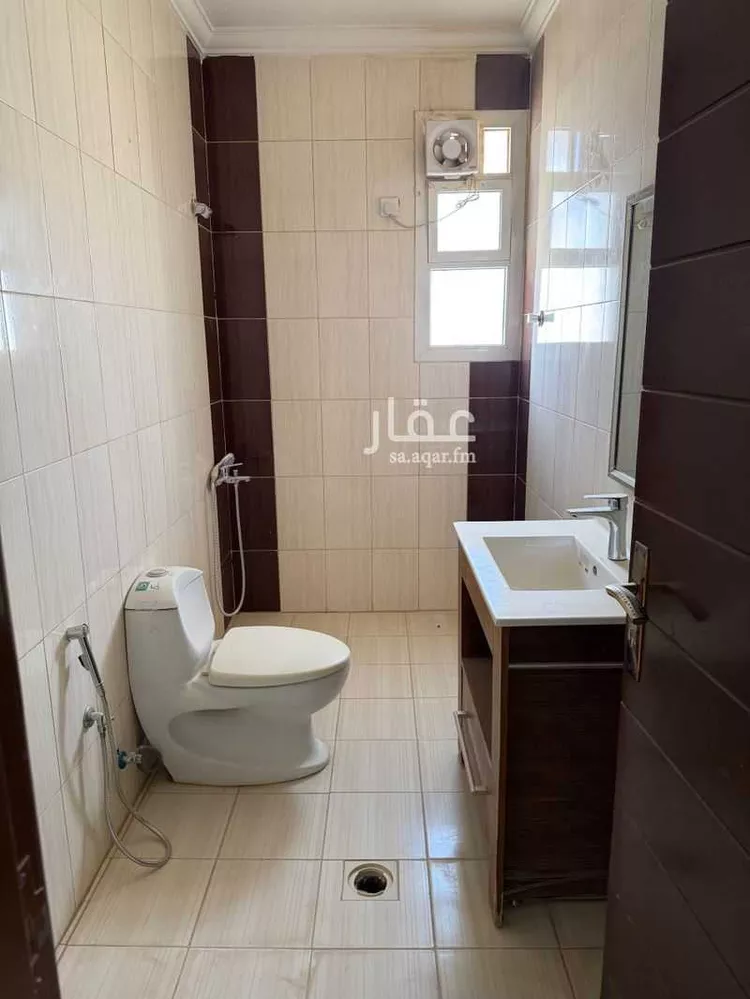 شقة للإيجار في شارع محمد بن ناصر المبارك, حي عرقة, مدينة الرياض, منطقة الرياض صورة 4