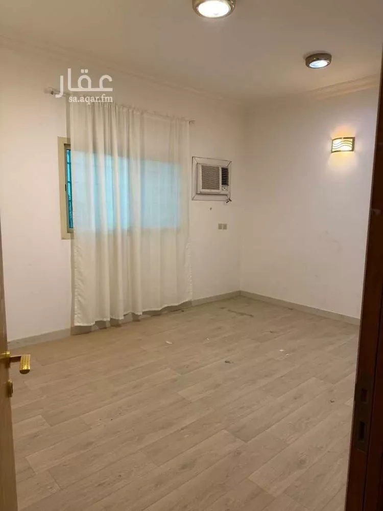 دور للإيجار في شارع محمد بن عبدالعزيز بن مانع, حي عرقة, مدينة الرياض, منطقة الرياض صورة 5