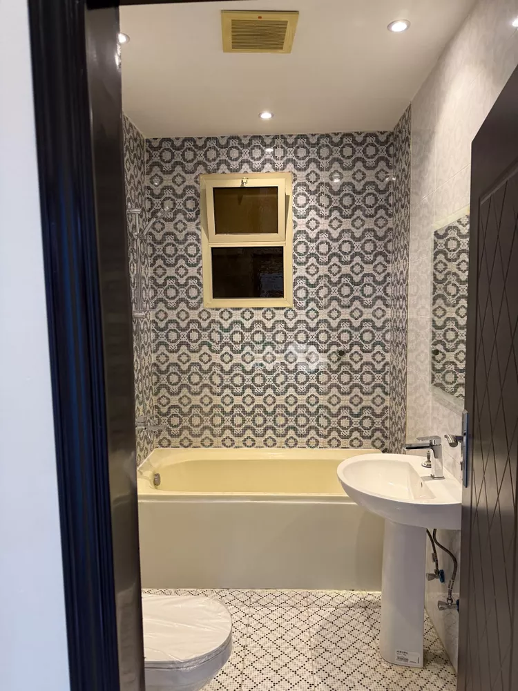 Floor for Rent in Riyadh Irqah 6