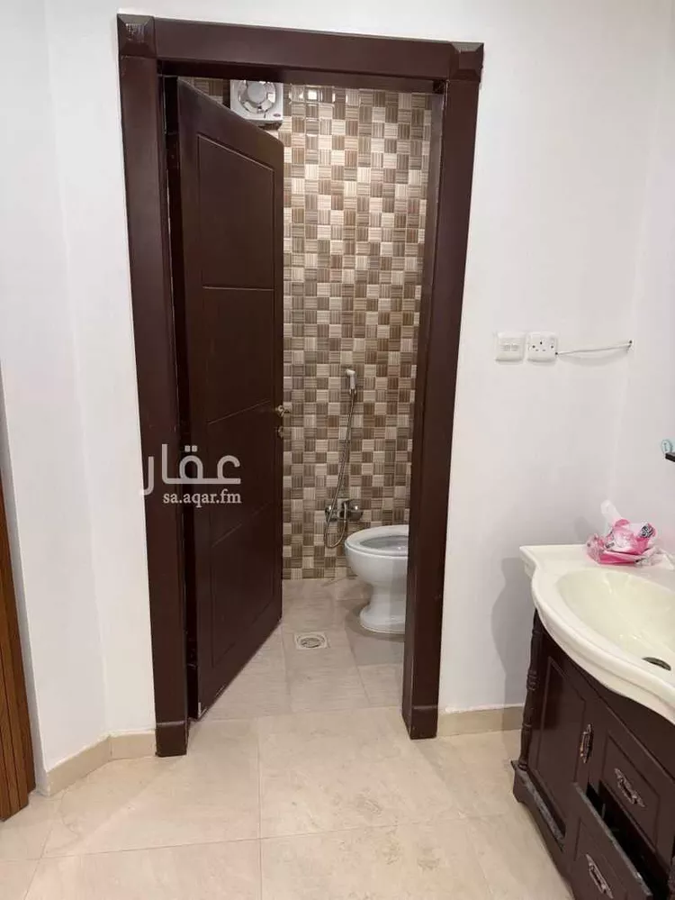 شقة للإيجار في شارع إبراهيم الخضيري, حي عرقة, مدينة الرياض, منطقة الرياض صورة 5