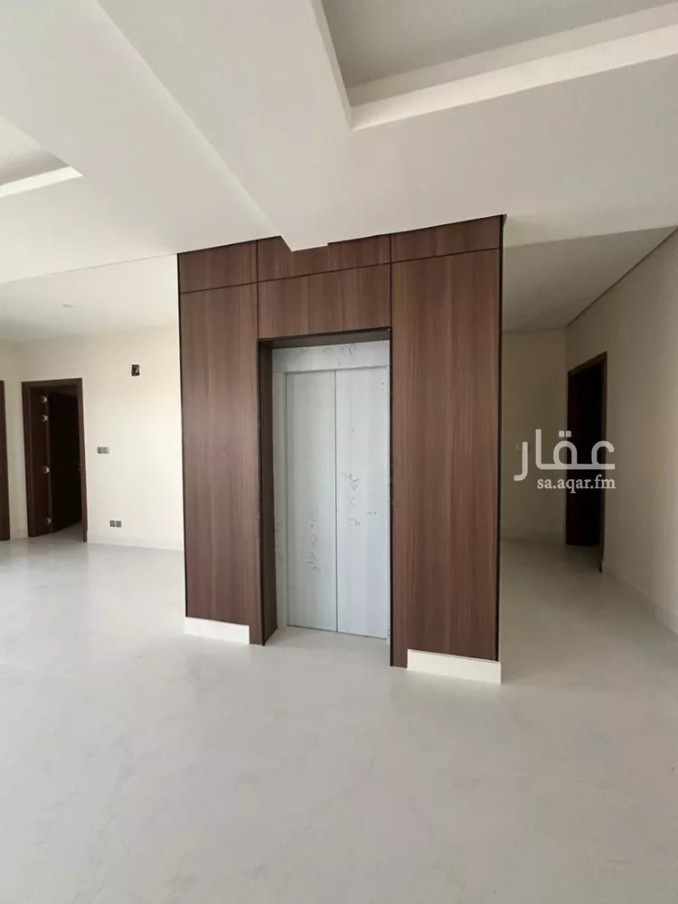 فيلا للإيجار في شارع أحمد بن محمد البصري, حي العارض, مدينة الرياض, منطقة الرياض صورة 4