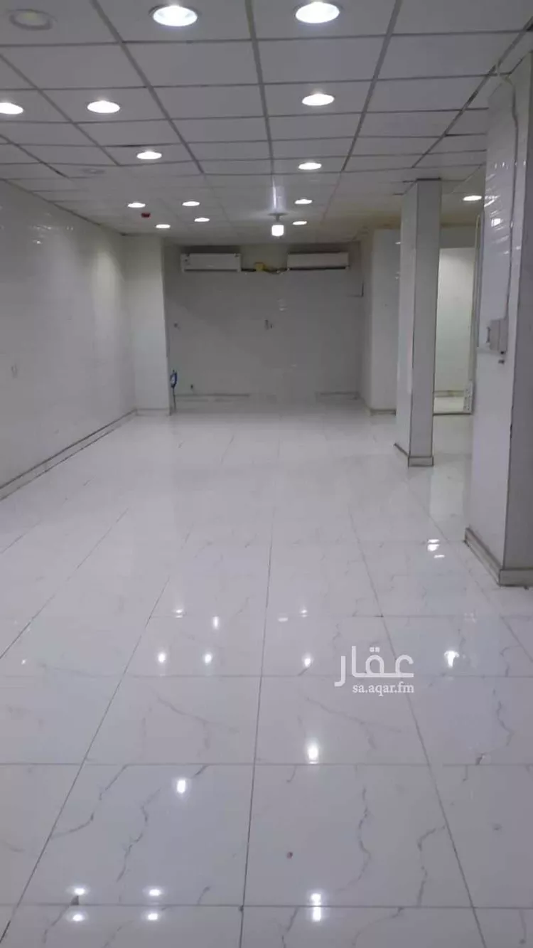 Shop for Rent in Riyadh Al Uraija Al Wusta صورة 4