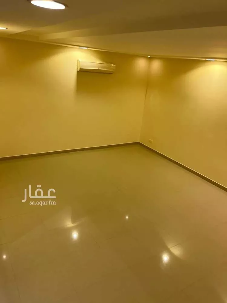 فيلا للإيجار في شارع نبرة, حي المروج, مدينة الرياض, منطقة الرياض صورة 4