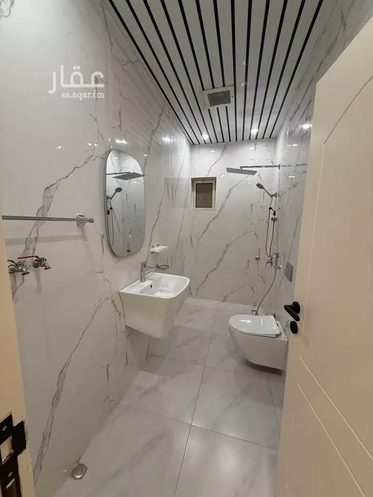 دور للإيجار في شارع عويرضه, حي الملك فهد, مدينة الرياض, منطقة الرياض صورة 4