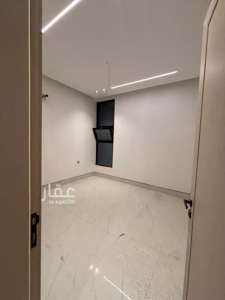 فيلا للبيع في شارع ام الهوشان, حي الصواري, مدينة الخبر, المنطقة الشرقية 3