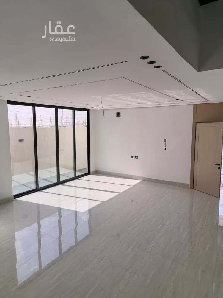 فيلا للبيع في شارع عثمان ابن الخطيب, حي ضاحية الملك فهد, مدينة الدمام, المنطقة الشرقية 9