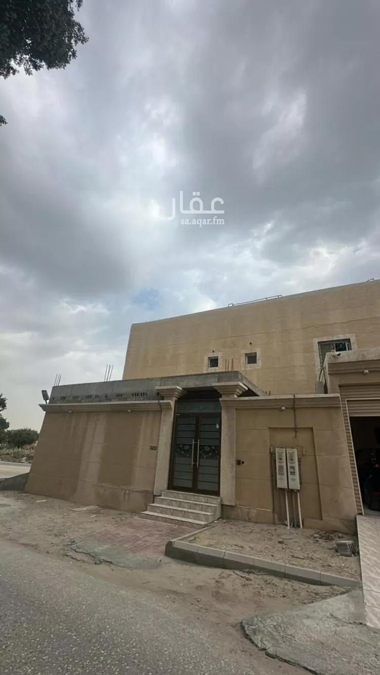 فيلا للبيع في شارع داود الفزاز, حي الطف, مدينة القطيف, المنطقة الشرقية