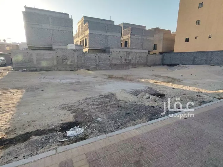 أرض للبيع في شارع طريق عمر بن عبد العزيز, حي السلام, مدينة القطيف, المنطقة الشرقية