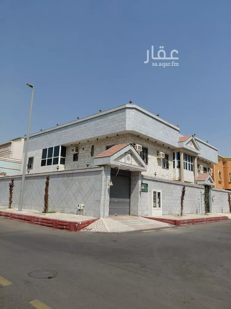 عمارة للبيع في شارع احمد الفرغاني, حي السامر, مدينة جدة, منطقة مكة المكرمة صورة 2