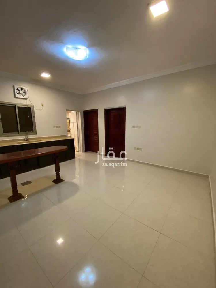شقة للإيجار في شارع عبد الملك بن العباس, حي محاسن الأول, مدينة الاحساء, المنطقة الشرقية صورة 3