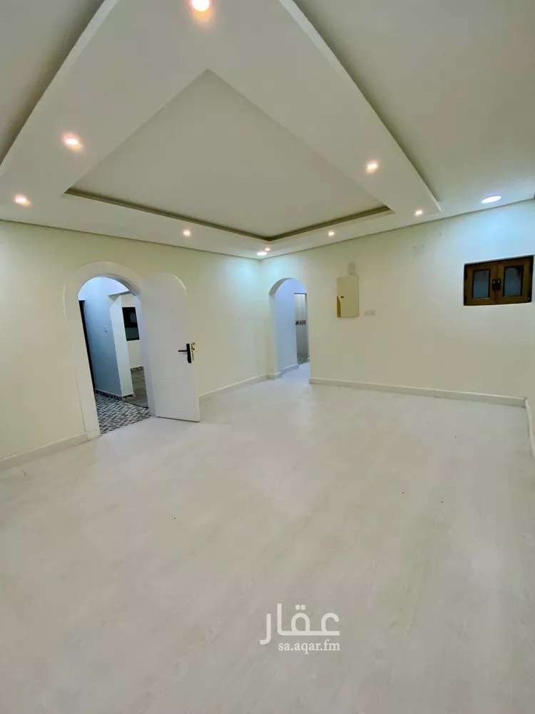 شقة للإيجار في شارع زيد بن ثابت, حي الحزام الذهبي, مدينة الاحساء, المنطقة الشرقية