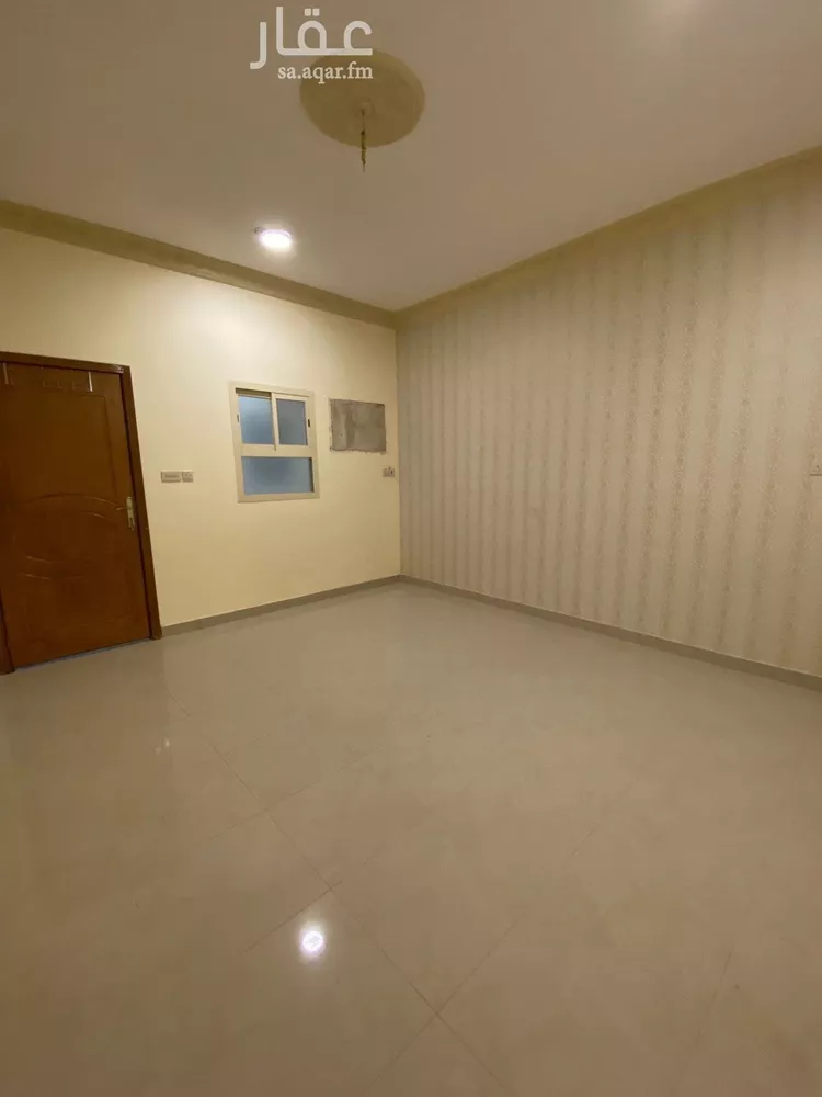 شقة للإيجار في شارع عبيد الله بن ابي يزيد, حي محاسن الأول, مدينة الاحساء, المنطقة الشرقية صورة 2