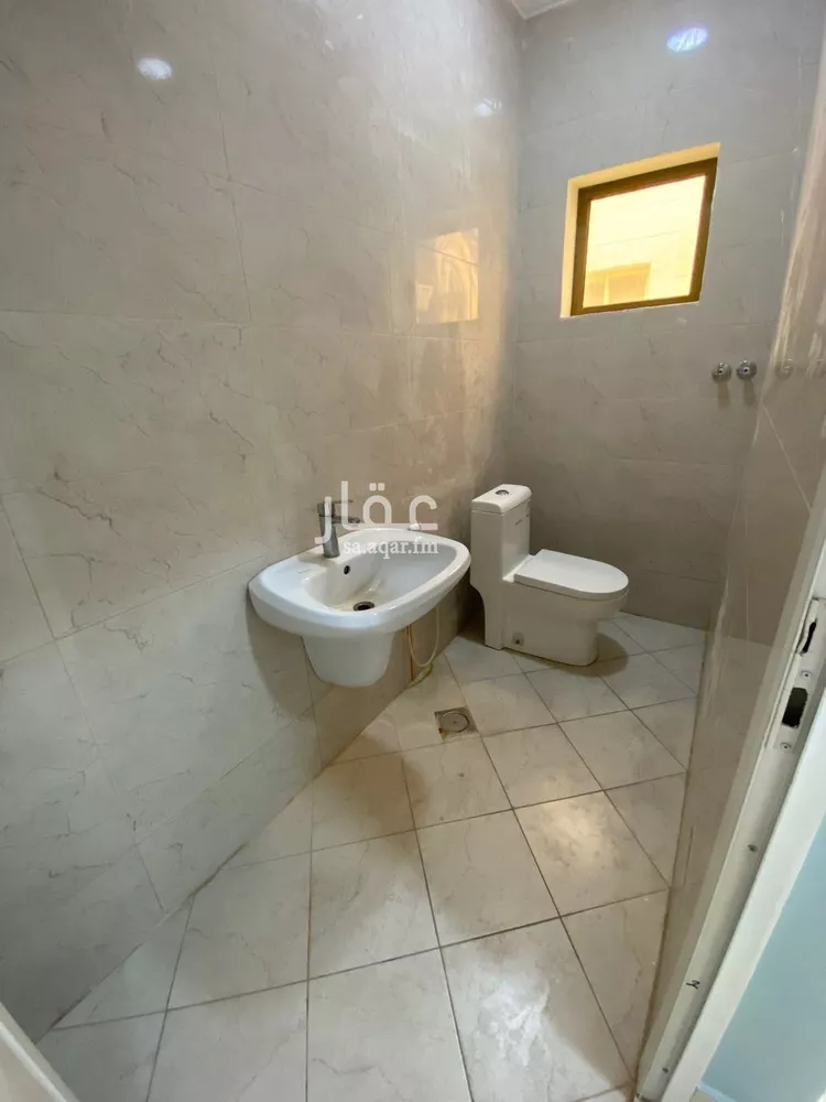 مكتب تجاري للإيجار في شارع الملك سعود بن عبدالعزيز, حي السلام الأول, مدينة الاحساء, المنطقة الشرقية صورة 4