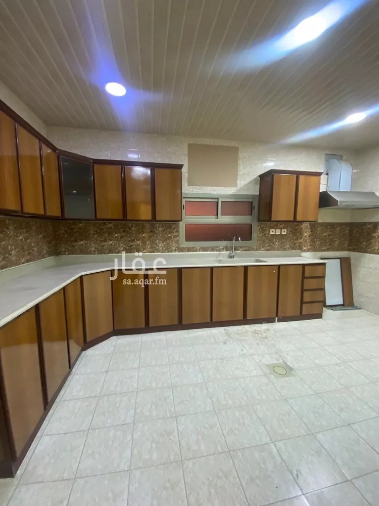 شقة للإيجار في شارع عبيد الله بن ابي يزيد, حي محاسن الأول, مدينة الاحساء, المنطقة الشرقية صورة 2