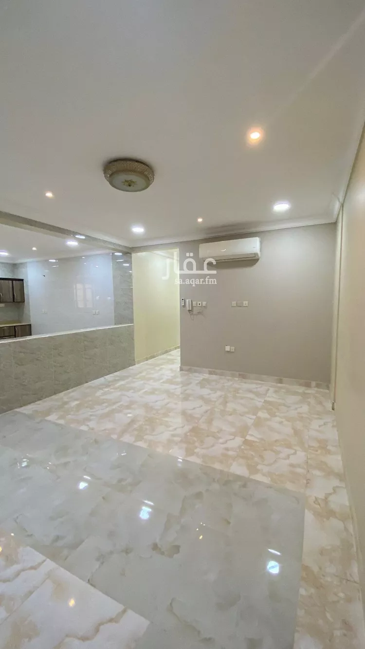 شقة للإيجار في شارع أبو العالية الرياحي, حي السلام الأول, مدينة الاحساء, المنطقة الشرقية صورة 3