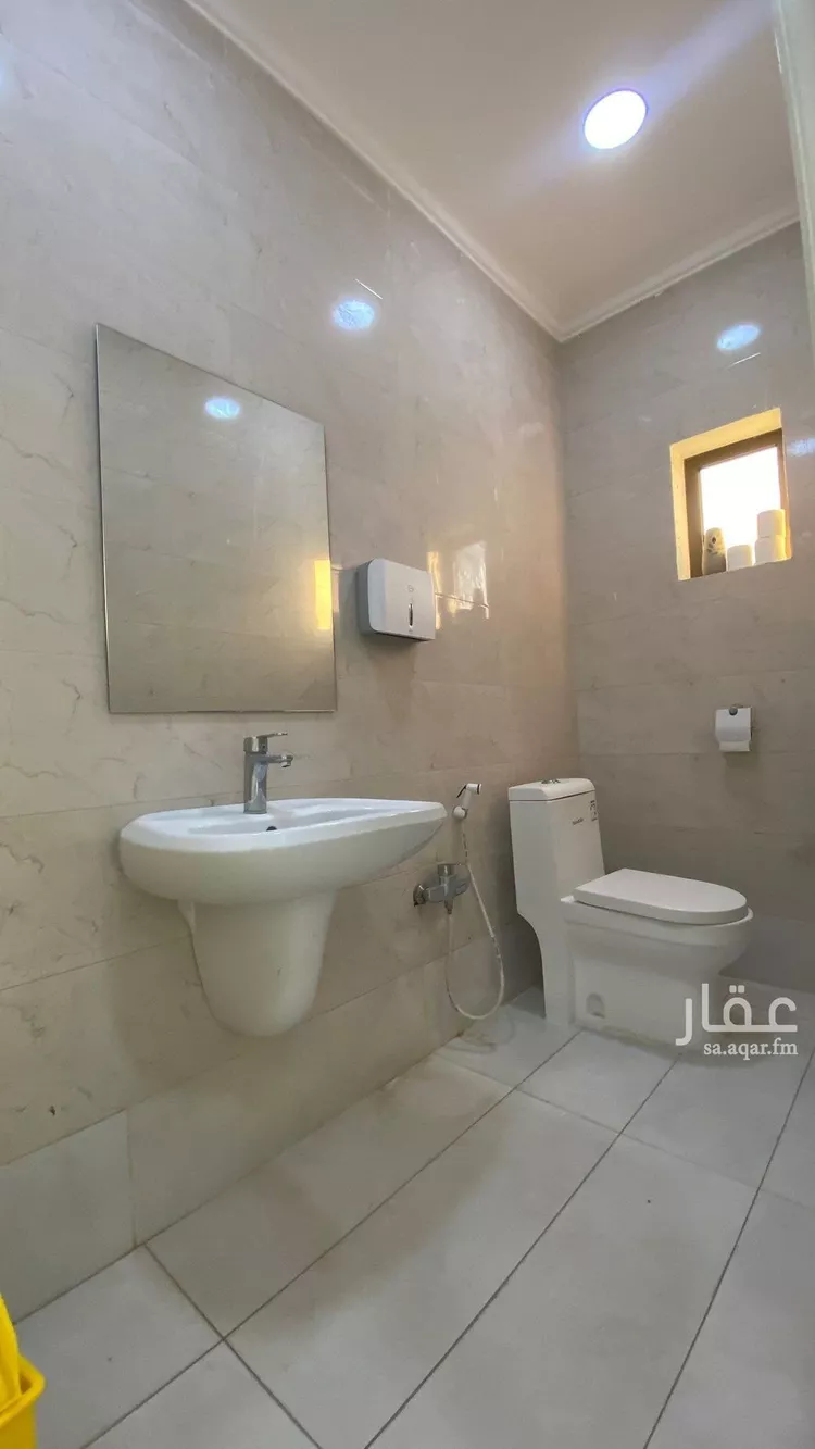 مكتب تجاري للإيجار في شارع الملك سعود بن عبدالعزيز, حي السلام الأول, مدينة الاحساء, المنطقة الشرقية صورة 4