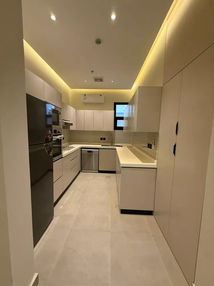Apartment for Rent in Riyadh Al Malqa 12