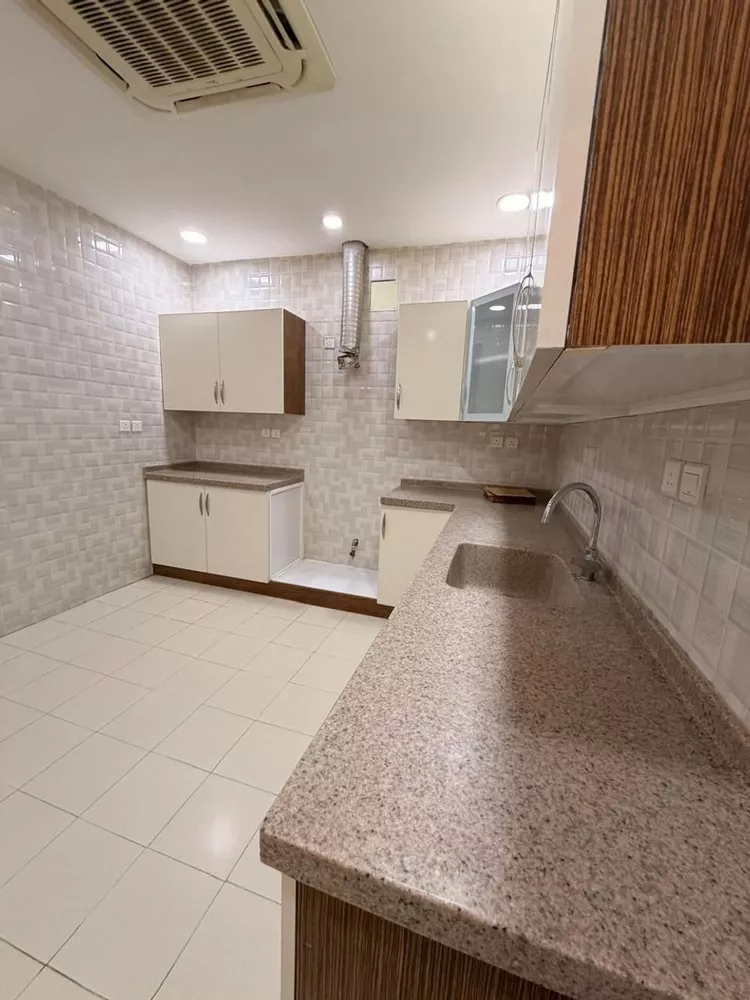 Floor for Rent in Riyadh Al Yasmin صورة 5