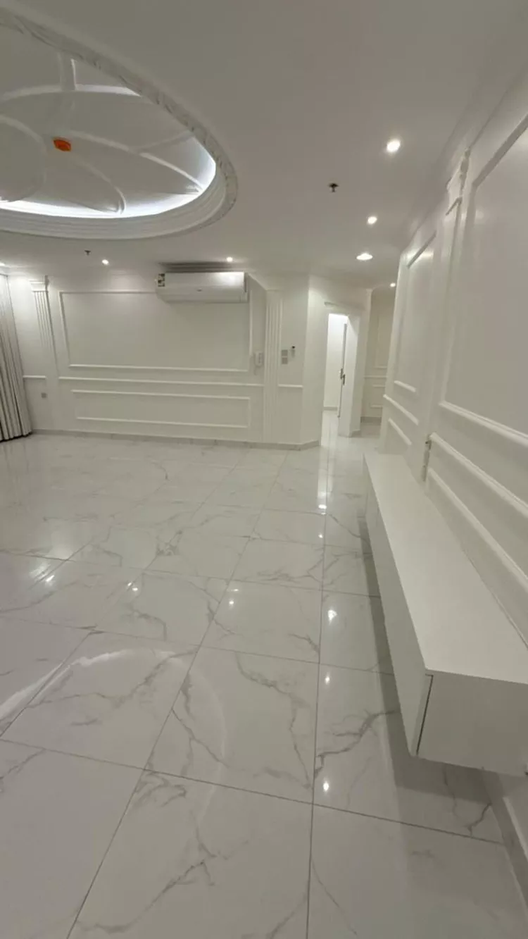 شقة للإيجار في شارع تنومة, حي الحمراء, مدينة الخبر, المنطقة الشرقية صورة 5