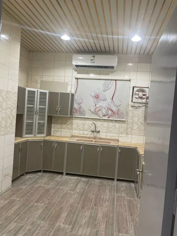 شقة للإيجار في شارع عبدالله بن الزبير, حي العريجاء الغربي, مدينة الرياض, منطقة الرياض صورة 3
