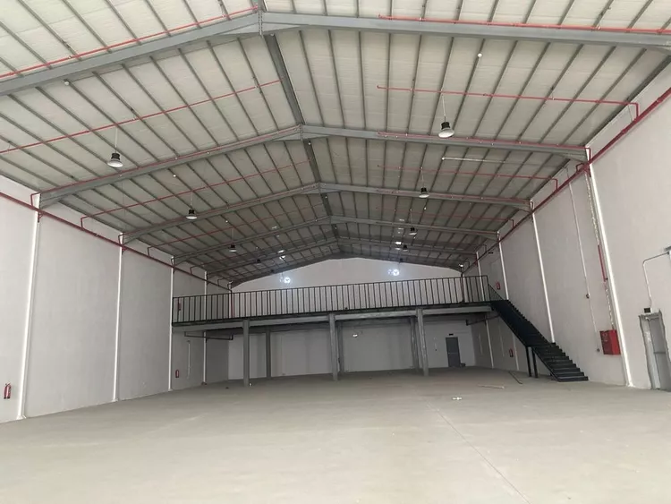 مستودع للإيجار في شارع اللوزية, حي طيبة, مدينة الرياض, منطقة الرياض صورة 2