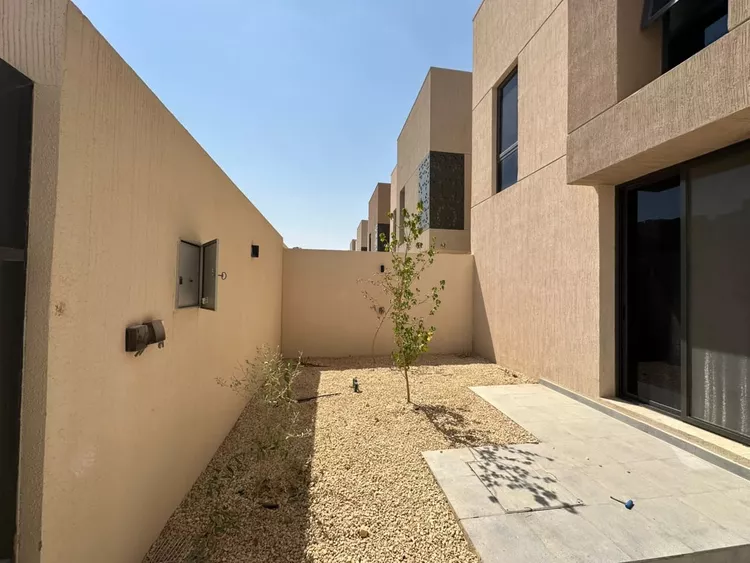 فيلا للإيجار في شارع 467 النرجس, حي النرجس, مدينة الرياض, منطقة الرياض صورة 3