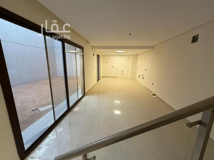 فيلا للإيجار في شارع ليلى السدوسية, حي مطار الملك خالد الدولي, مدينة الرياض, منطقة الرياض صورة 3