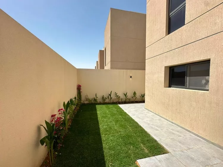 فيلا للإيجار في شارع شهيد الدين ثم الوطن زيد بن علي, حي النرجس, مدينة الرياض, منطقة الرياض صورة 4