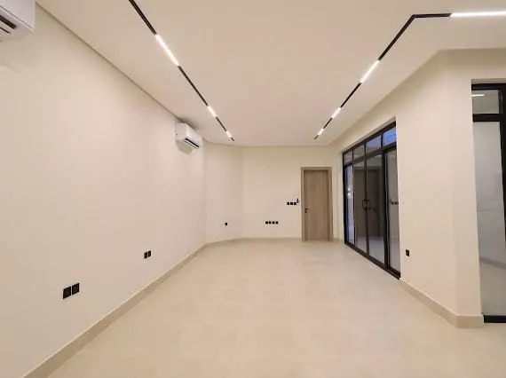 Floor for Rent in Riyadh Al Yasmin ุตูุฑุฉ 3
