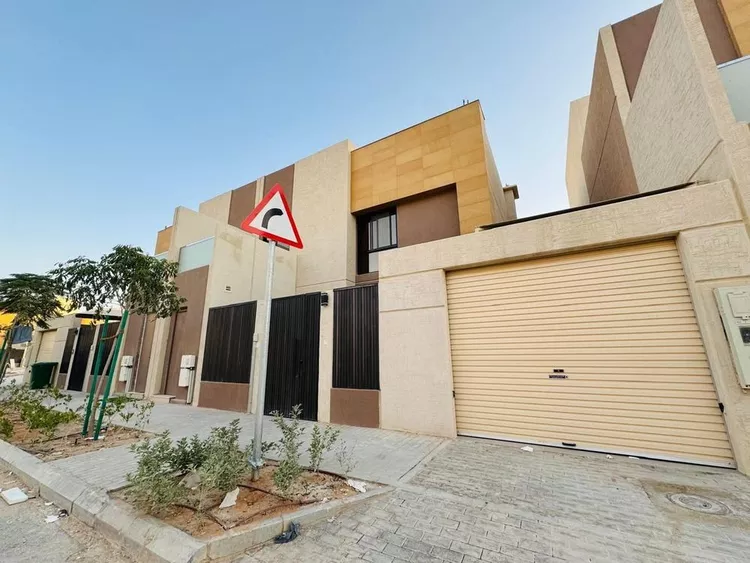 فيلا للإيجار في حي مطار الملك خالد الدولي, مدينة الرياض, منطقة الرياض