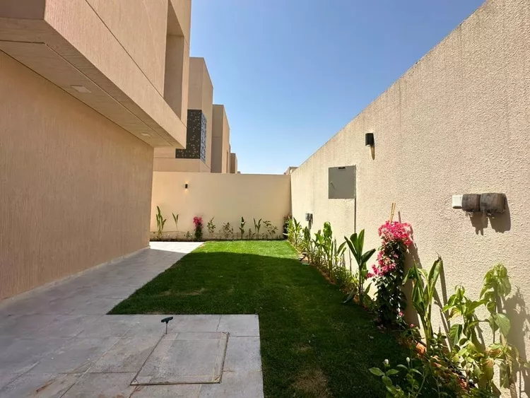فيلا للإيجار في شارع شهيد الدين ثم الوطن زيد بن علي, حي النرجس, مدينة الرياض, منطقة الرياض صورة 2