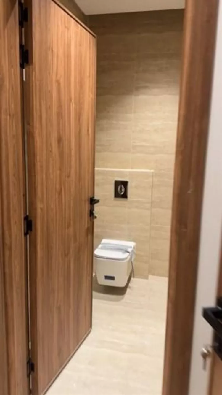 شقة للإيجار في شارع زينب بنت جحش, حي الروضة, مدينة الرياض, منطقة الرياض صورة 4