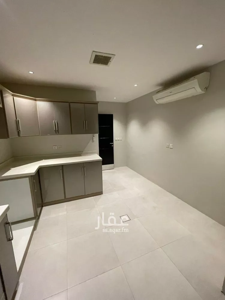 Floor for Rent in Riyadh Al Yasmin صورة 5