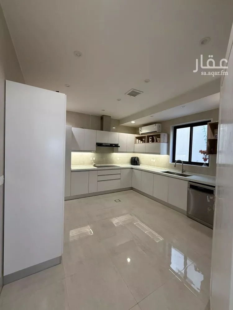 Villa for Rent in Riyadh Al Arid 15