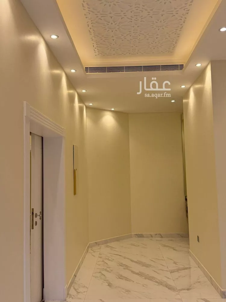 فيلا للإيجار في شارع محمد بن سلامة إبراهيم, حي العارض, مدينة الرياض, منطقة الرياض صورة 4