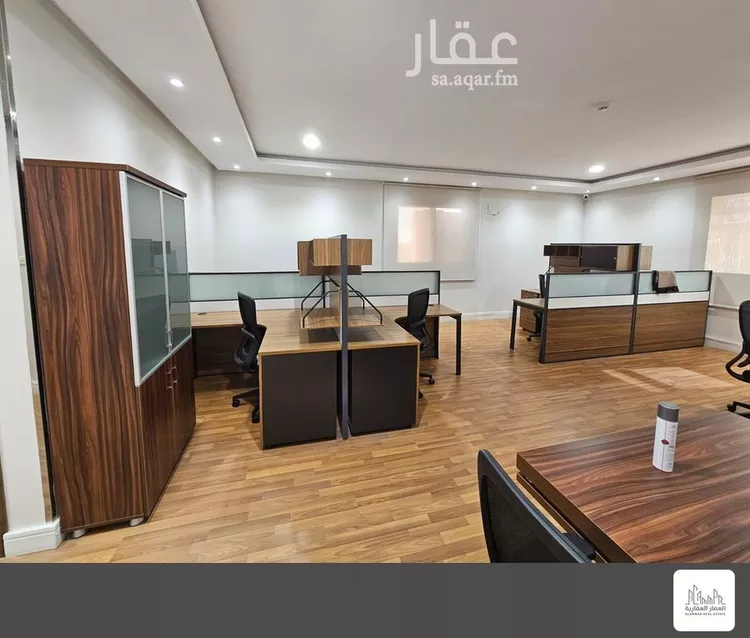 مكتب تجاري للإيجار في شارع الصحابة, حي اليرموك, مدينة الرياض, منطقة الرياض