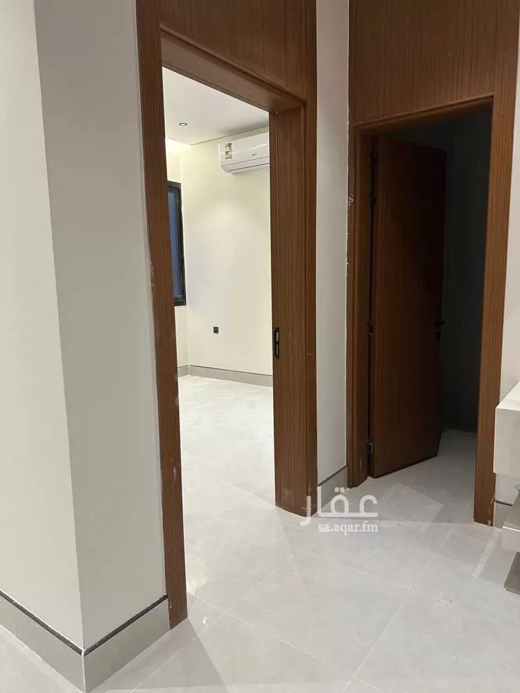 Floor for Rent in Riyadh Ash Sharq 7