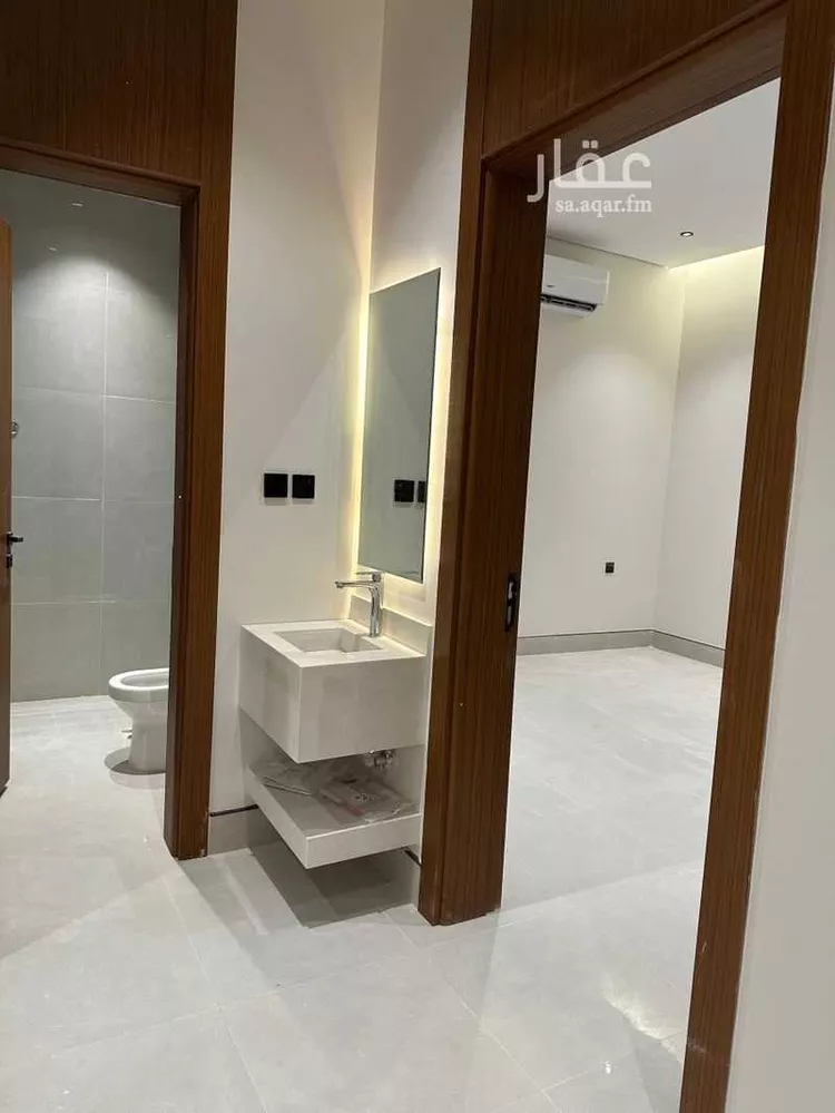 Floor for Rent in Riyadh Ash Sharq 3