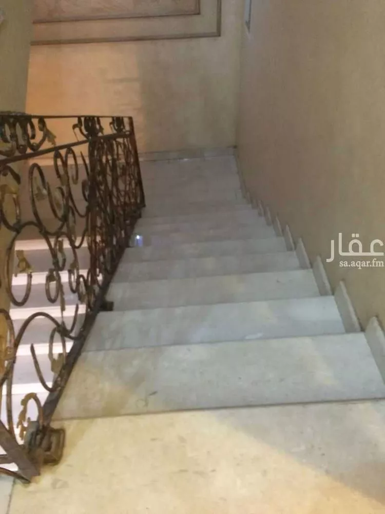 فيلا للبيع في شارع قيس بن الحصين, حي المصيف, مدينة الرياض, منطقة الرياض 8