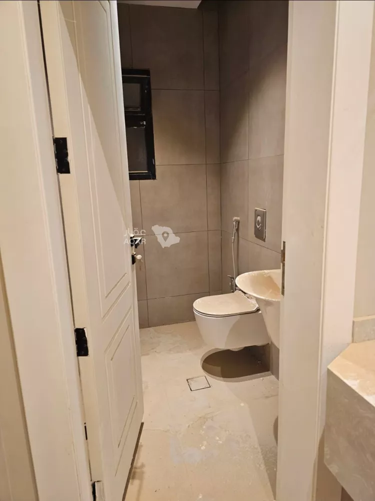 عمارة للبيع في شارع عسفان, حي النرجس, مدينة الرياض, منطقة الرياض صورة 3