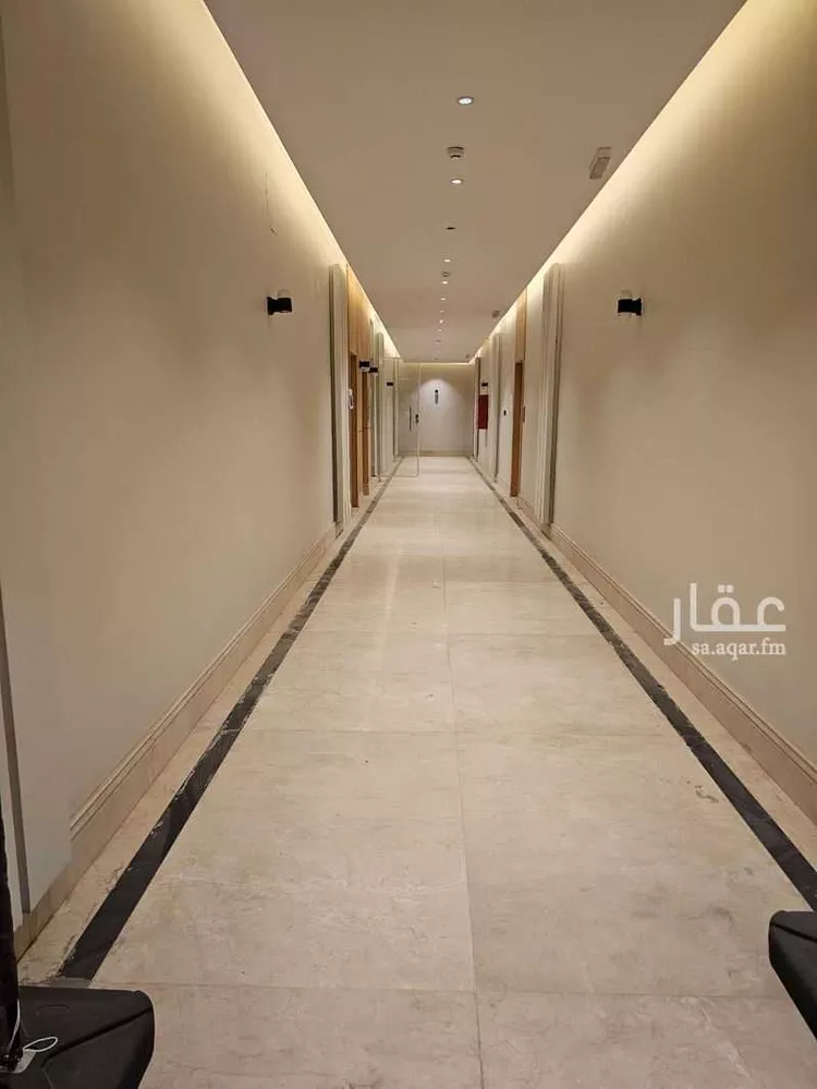 عمارة للبيع في شارع عسفان, حي النرجس, مدينة الرياض, منطقة الرياض 9