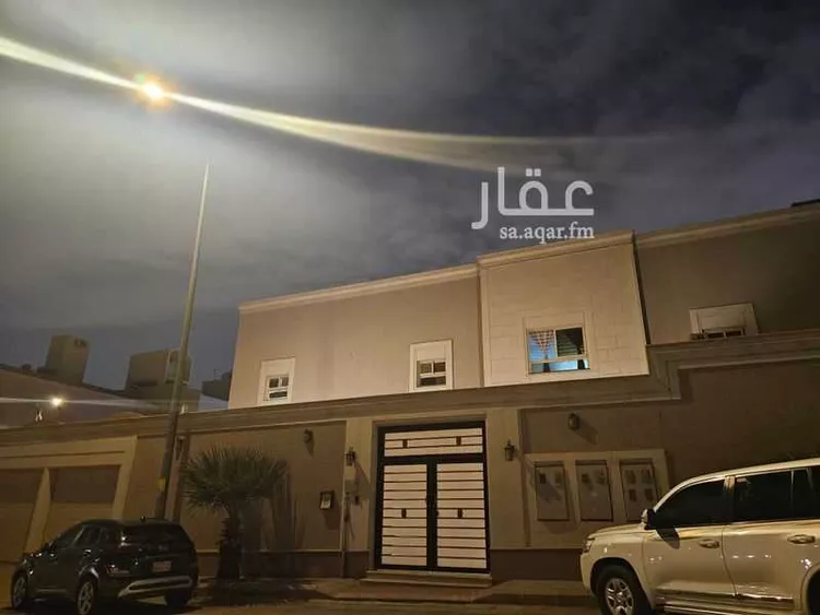 فيلا للبيع في شارع شارع رقم 310, حي الملقا, مدينة الرياض, منطقة الرياض صورة 2