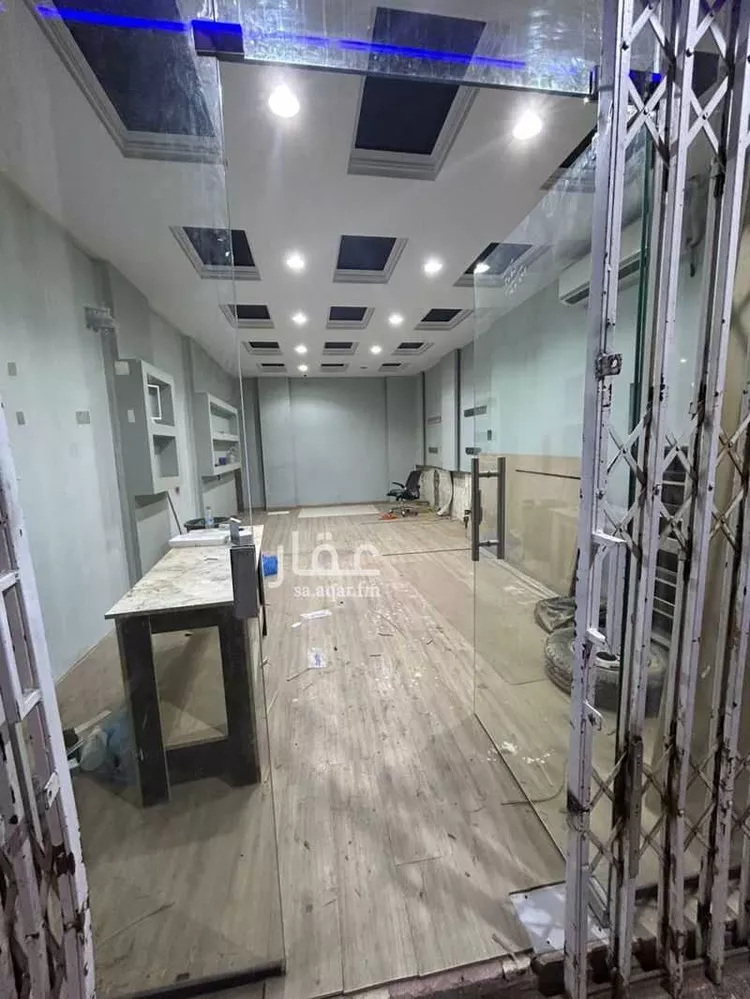 محل للإيجار في شارع الحوية, حي لبن, مدينة الرياض, منطقة الرياض صورة 2