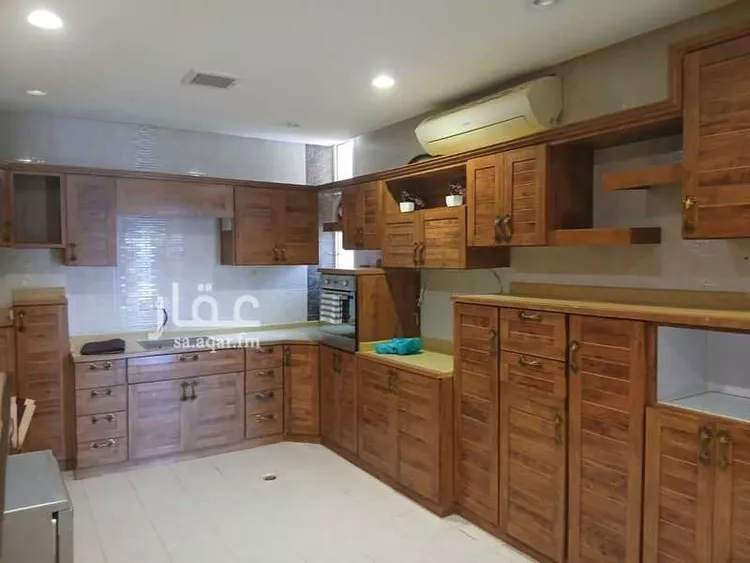 فيلا للإيجار في شارع الخزرج, حي لبن, مدينة الرياض, منطقة الرياض صورة 5