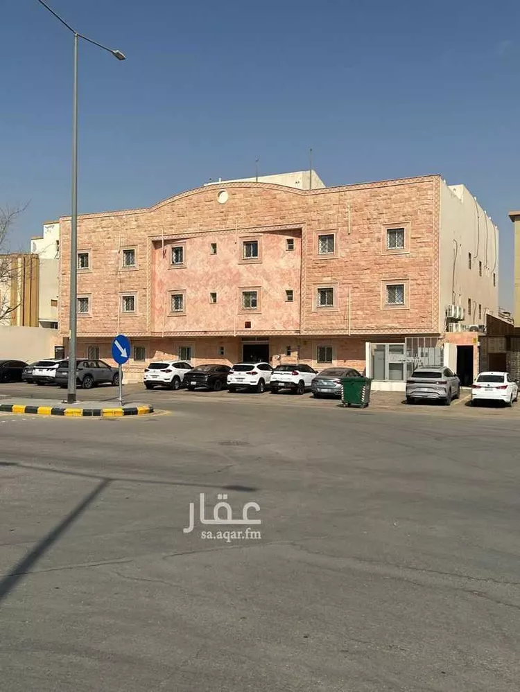 عمارة للبيع في شارع الرائد, حي لبن, مدينة الرياض, منطقة الرياض