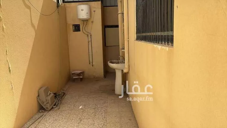 فيلا للإيجار في شارع أبي ثعلبة الأشجعي, حي السليمانية, مدينة عنيزة, منطقة القصيم صورة 4