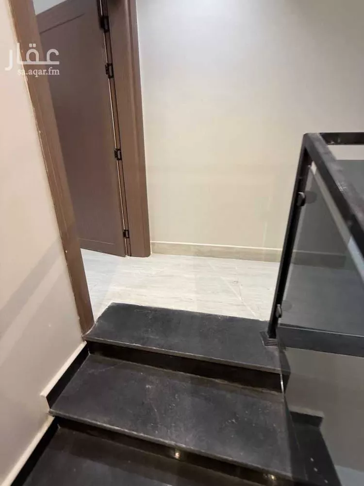 فيلا للبيع في شارع مالك ابن قتيبة, حي الدانة, مدينة الاحساء, المنطقة الشرقية صورة 3