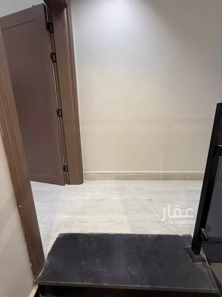 فيلا للبيع في شارع مالك ابن قتيبة, حي الدانة, مدينة الاحساء, المنطقة الشرقية صورة 5